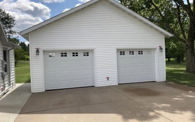 Pressure Wash Vinyl Siding DIY: 7 Dangerous Mistakes That Destroy Your Home